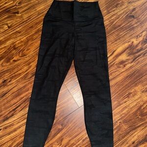 90 degree by reflex black CAMO leggings